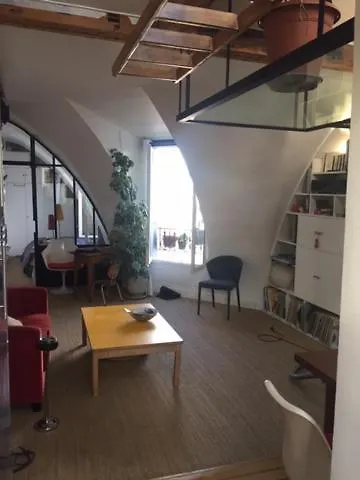 Apartment Location Studio Paris 11