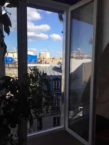 Location Studio Paris 11 France